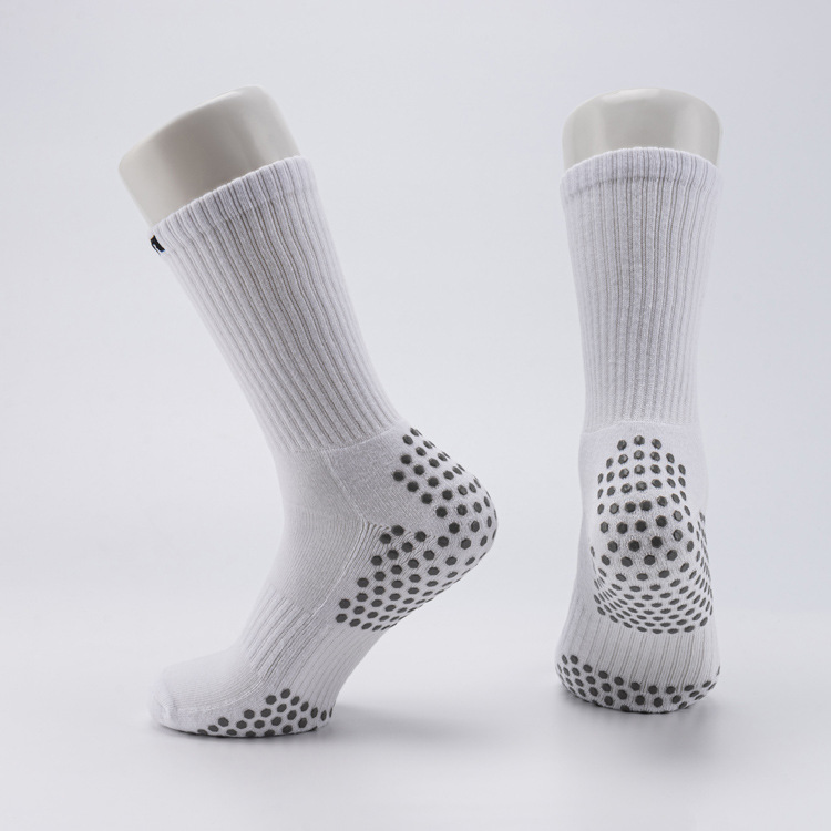 Logo Tersuai Grip Sock Anti Slip Silicone Cotton Terry Sport Socks Bola Sepak Untuk Lelaki